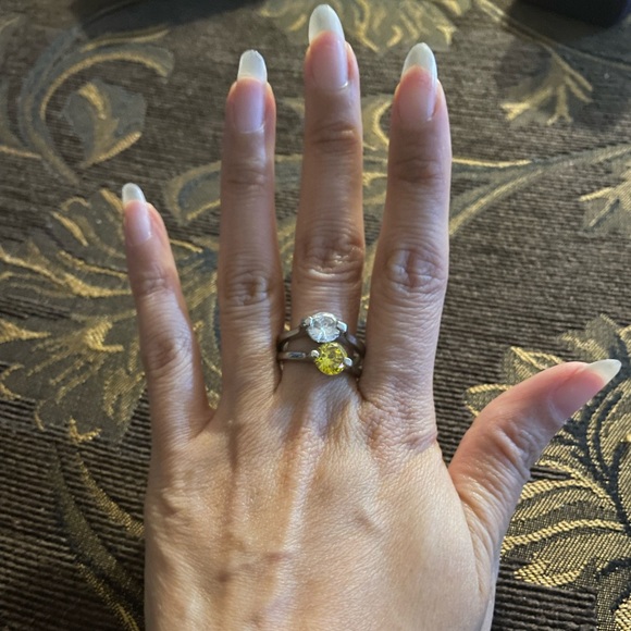 2/$10 Coloured Gemstone Rings - Picture 2 of 4